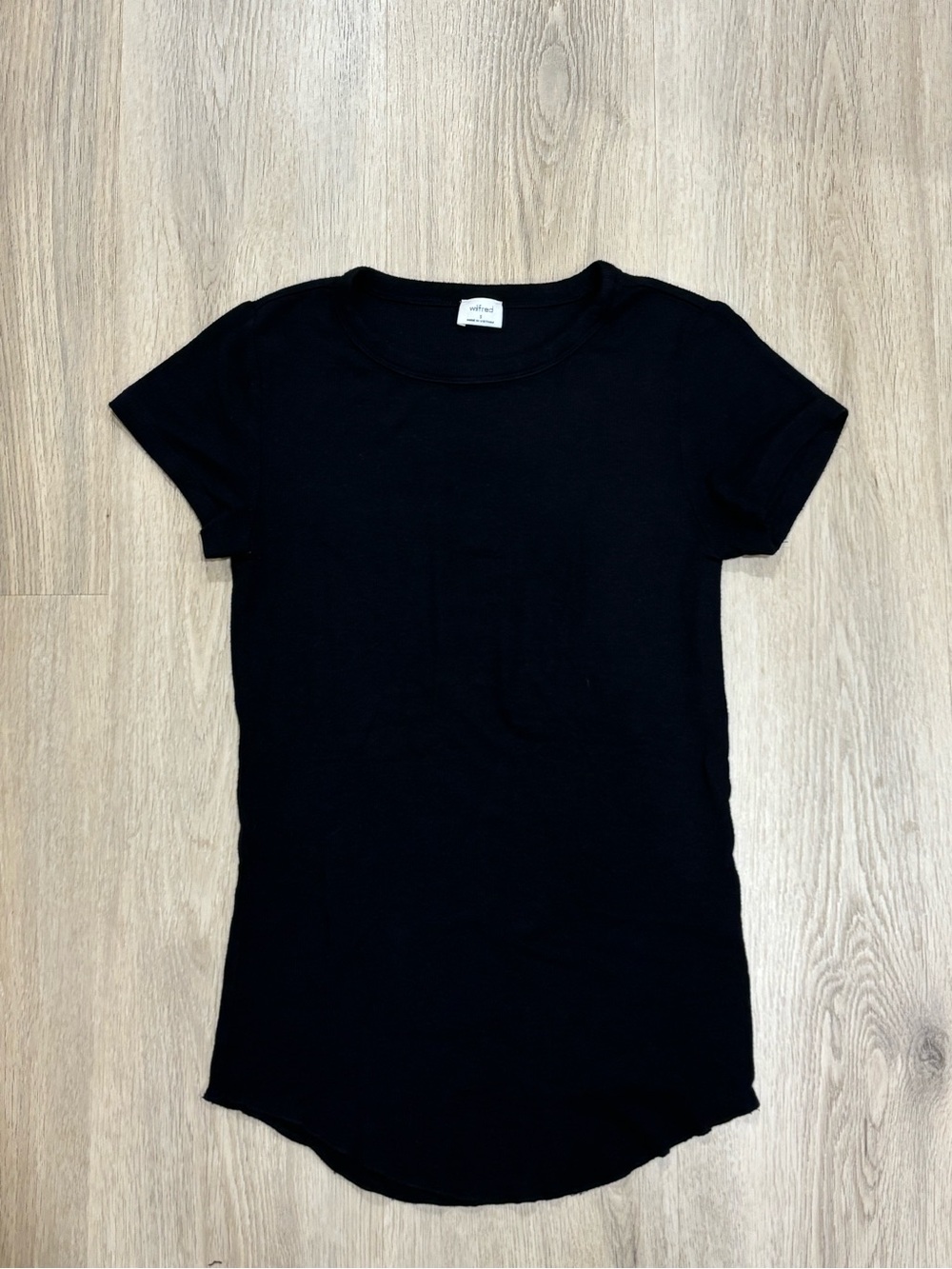 Wilfred Black Short Sleeve Tee